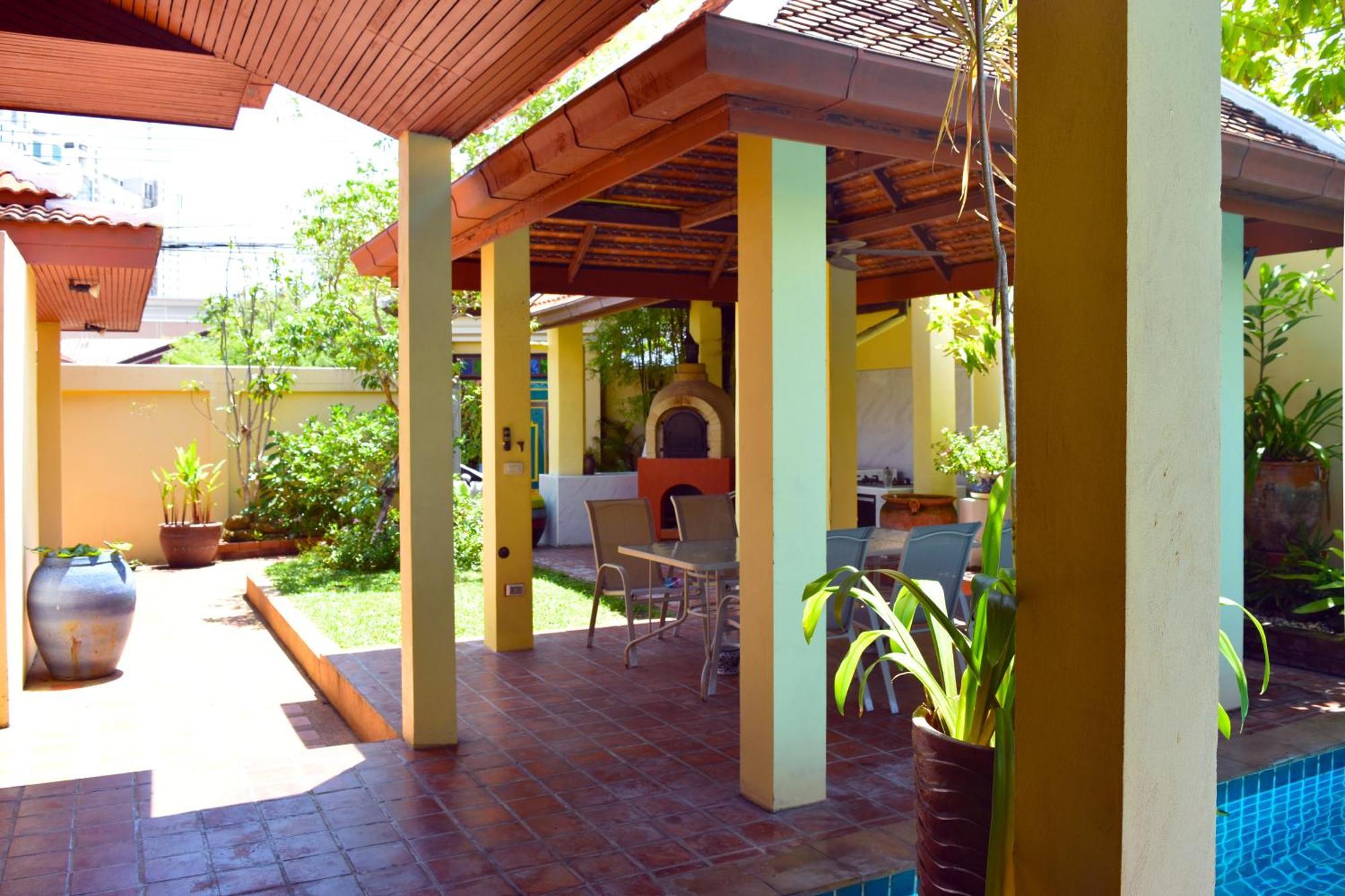 4 Bed Private Pool And Bbq * Jomtien Beach