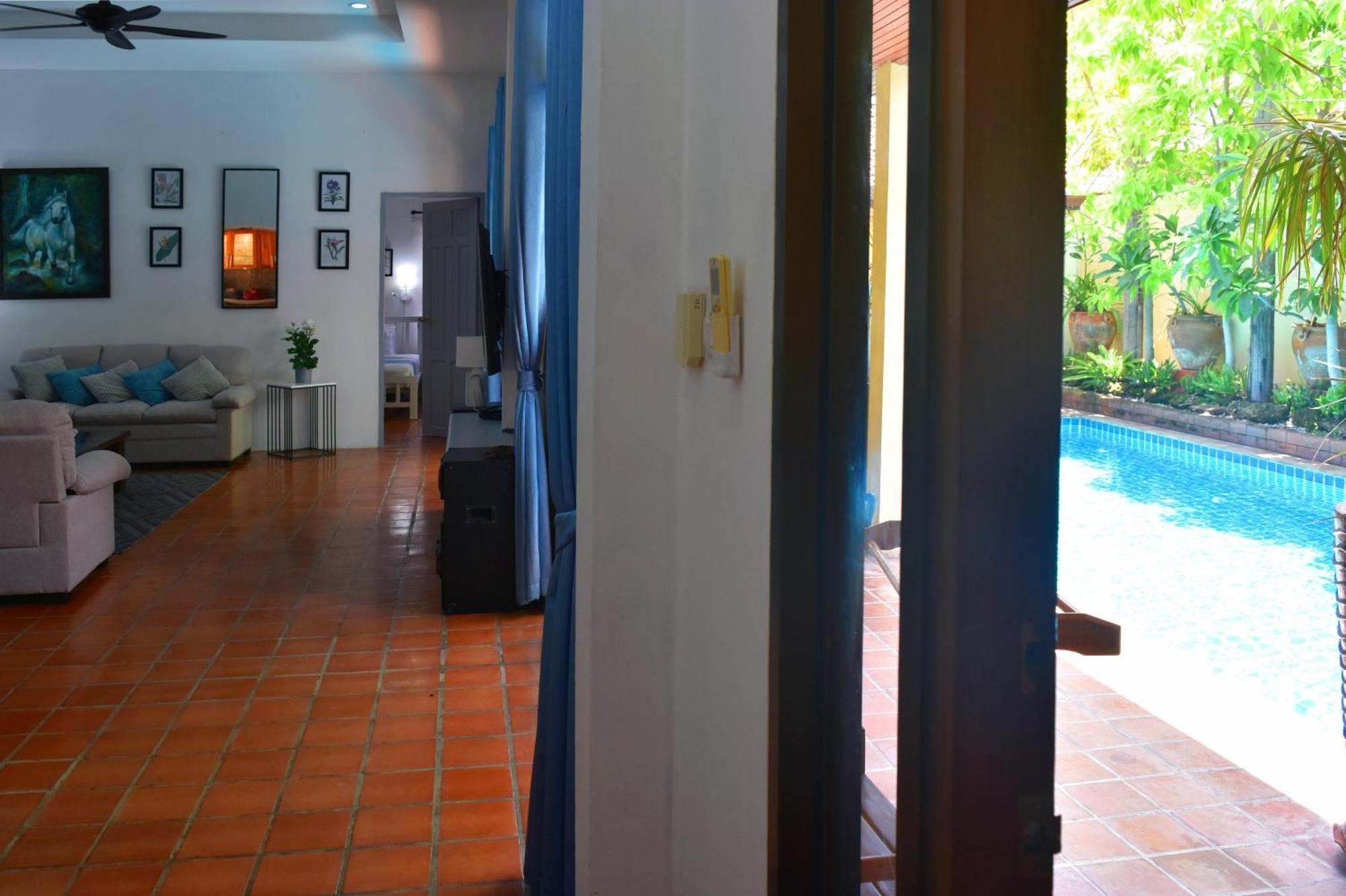 4 Bed Private Pool And Bbq 別墅 *